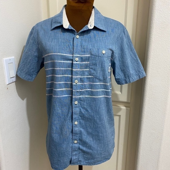 Vans Off The Wall Button Up Shirt Men's Small Short Sleeve Tailored Fit Blue - Picture 1 of 8